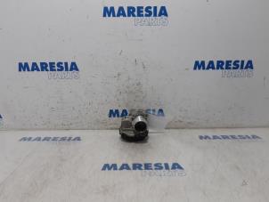 Gebruikte Gasklephuis Peugeot 208 I (CA/CC/CK/CL) 1.6 Blue HDi 100 Prijs € 49,99 Margeregeling aangeboden door Maresia Parts