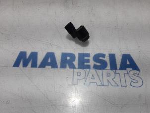 Gebruikte PDC Sensor Opel Vivaro 1.6 CDTI 90 Prijs € 24,20 Inclusief btw aangeboden door Maresia Parts