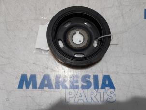 Gebruikte Krukas Poelie Citroen C4 Picasso (3D/3E) 1.6 BlueHDI 115 Prijs € 25,00 Margeregeling aangeboden door Maresia Parts