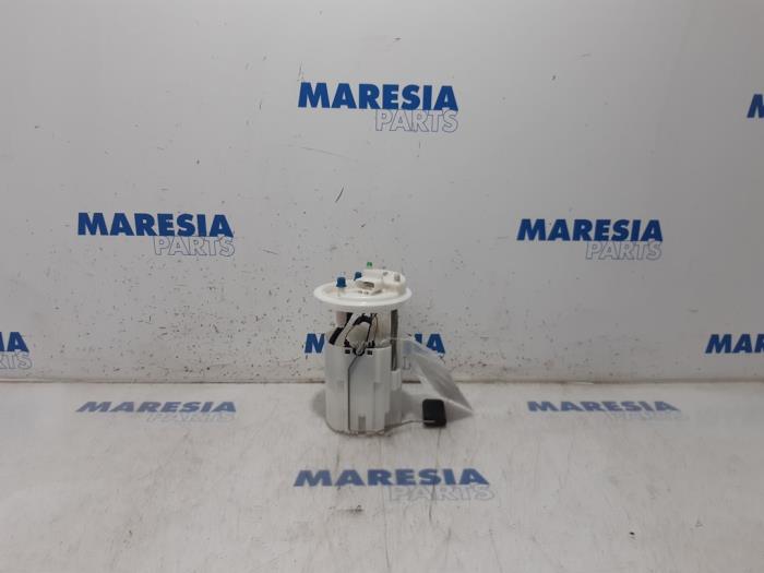Gebruikte Tank element Pomp Alfa Romeo MiTo (955) 1.4 Turbo Multi Air 16V Prijs € 40,00 Margeregeling aangeboden door Maresia Parts