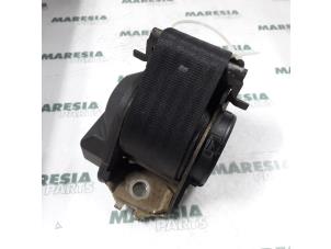 Gebruikte Veiligheidsgordel rechts-achter Lancia Kappa 2.0 20V LE,LS Prijs € 75,00 Margeregeling aangeboden door Maresia Parts