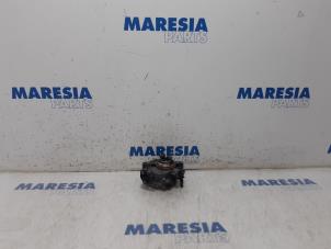 Gebruikte Vacuumpomp (Diesel) Citroen C4 Cactus (0B/0P) 1.6 Blue Hdi 100 Prijs € 35,00 Margeregeling aangeboden door Maresia Parts