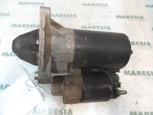 Gebruikte Startmotor Fiat Stilo (192A/B) 1.8 16V 3-Drs. Prijs € 35,00 Margeregeling aangeboden door Maresia Parts