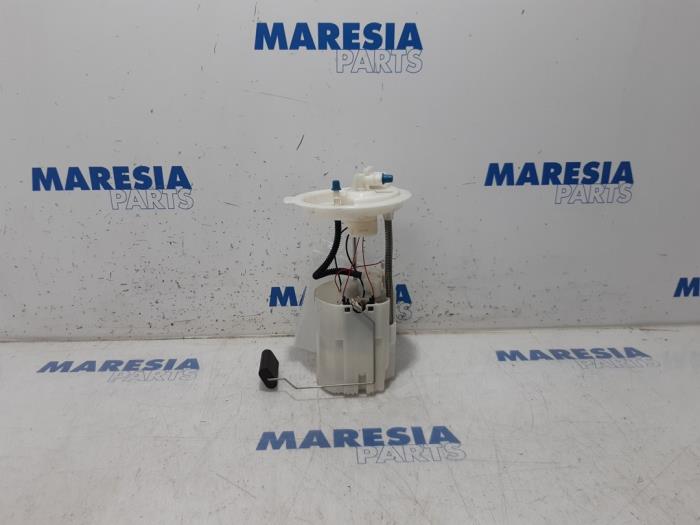 Gebruikte Tank element Pomp Fiat Panda (312) 0.9 TwinAir 65 Prijs € 34,95 Margeregeling aangeboden door Maresia Parts