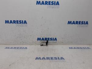 Gebruikte Luchthoeveelheidsmeter Citroen Jumper (U9) 2.0 BlueHDi 130 Prijs € 36,30 Inclusief btw aangeboden door Maresia Parts