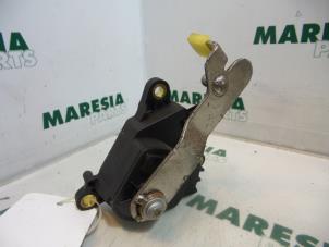 Gebruikte Gaspedaalpositie Sensor Renault Scénic II (JM) 1.6 16V Prijs € 29,99 Margeregeling aangeboden door Maresia Parts