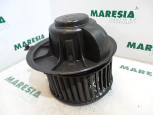 Gebruikte Chaufage Ventilatiemotor Alfa Romeo 156 (932) 1.8 Twin Spark 16V Prijs € 40,00 Margeregeling aangeboden door Maresia Parts