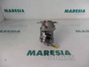 Gebruikte Vacuumpomp (Diesel) Renault R19 Prijs € 25,00 Margeregeling aangeboden door Maresia Parts