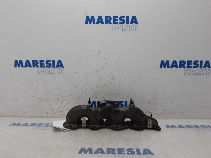 Gebruikte Spruitstuk Uitlaat Peugeot 508 SW (8E/8U) 2.0 HDiF 16V Autom. Prijs € 39,95 Margeregeling aangeboden door Maresia Parts