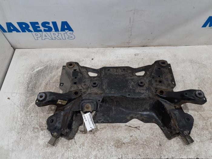 Gebruikte Subframe Peugeot 508 SW (8E/8U) 1.6 e-HDi 16V Prijs € 74,90 Margeregeling aangeboden door Maresia Parts