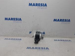 Gebruikte Veiligheidsgordel rechts-achter Citroen C3 (SC) 1.2 VTi 82 12V Prijs € 24,95 Margeregeling aangeboden door Maresia Parts