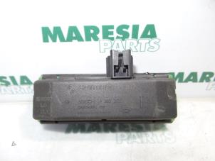 Gebruikte Sensor regen Renault Laguna II Grandtour (KG) 1.8 16V Prijs € 35,00 Margeregeling aangeboden door Maresia Parts