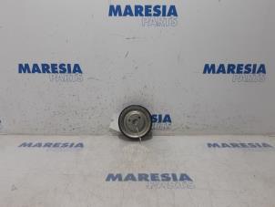 Gebruikte Waterpomp Peugeot 207 CC (WB) 1.6 16V Prijs € 25,00 Margeregeling aangeboden door Maresia Parts
