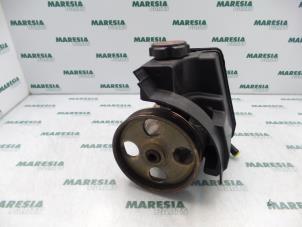 Gebruikte Pomp Servo Peugeot 206 (2A/C/H/J/S) 1.9 D Prijs € 50,00 Margeregeling aangeboden door Maresia Parts