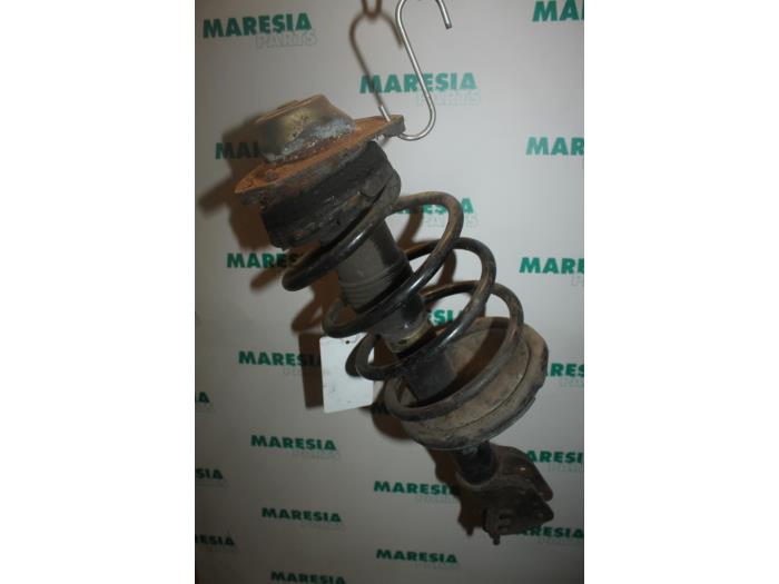ALFA ROMEO 146 930 (1994-2001) Front Right Shock Absorber 60620559 19444630
