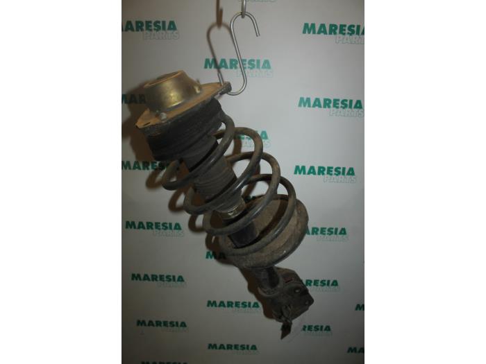 ALFA ROMEO 146 930 (1994-2001) Front Right Shock Absorber 60620559 19448167