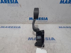 Gebruikte Sensor Gaspedaalpositie Fiat Punto Evo (199) 1.4 Prijs € 15,00 Margeregeling aangeboden door Maresia Parts