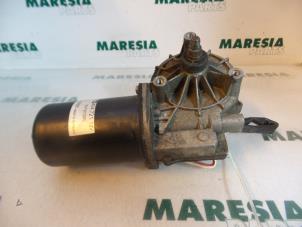 Gebruikte Ruitenwissermotor voor Peugeot 807 2.2 16V Prijs € 65,00 Margeregeling aangeboden door Maresia Parts