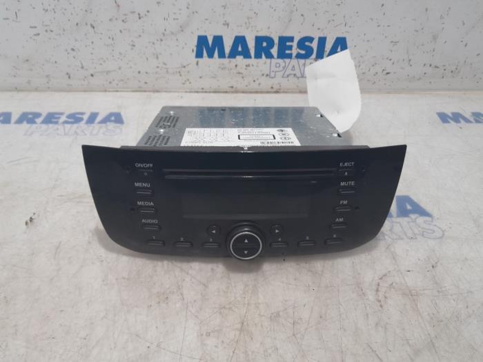 FIAT Punto 3 generation (2005-2020) Music Player Without GPS 735597878 19485238