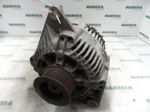 Gebruikte Dynamo Renault Espace (JE) 2.0i RTE,RXE Prijs € 39,99 Margeregeling aangeboden door Maresia Parts