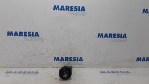 Gebruikte Zuiger Peugeot 208 I (CA/CC/CK/CL) 1.6 Vti 16V Prijs € 50,00 Margeregeling aangeboden door Maresia Parts