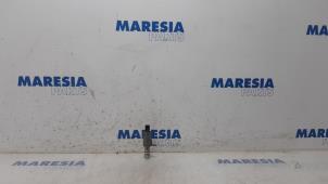 Gebruikte Nokkenas Sensor Peugeot 208 I (CA/CC/CK/CL) 1.6 Vti 16V Prijs € 29,99 Margeregeling aangeboden door Maresia Parts