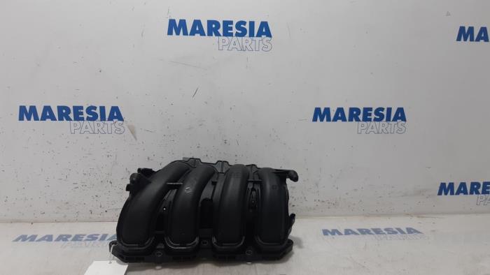 Gebruikte Spruitstuk Inlaat Peugeot 208 I (CA/CC/CK/CL) 1.6 Vti 16V Prijs € 34,99 Margeregeling aangeboden door Maresia Parts