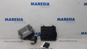Gebruikte Computer Motormanagement Renault Zoé (AG) 46kW Prijs € 420,00 Margeregeling aangeboden door Maresia Parts