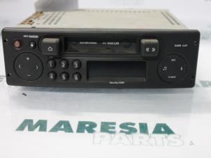 Gebruikte Radio Renault Kangoo Express (FC) 1.5 dCi 60 Prijs € 48,40 Inclusief btw aangeboden door Maresia Parts