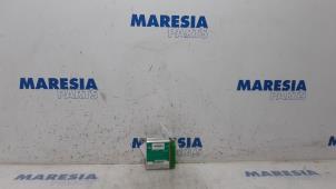 Gebruikte Airbag Module Fiat Punto III (199) 1.4 16V MultiAir Start&Stop Prijs € 100,00 Margeregeling aangeboden door Maresia Parts