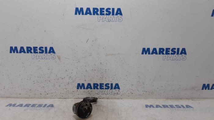 Gebruikte Zuiger Peugeot 107 1.0 12V Prijs € 50,00 Margeregeling aangeboden door Maresia Parts