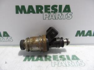 Gebruikte Injector (benzine injectie) Lancia Dedra 1.8 GT 16V VVT Prijs € 35,00 Margeregeling aangeboden door Maresia Parts