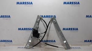 Gebruikte Ruitmechaniek 2Deurs links-voor Citroen DS3 (SA) 1.4 16V VTi Prijs € 40,00 Margeregeling aangeboden door Maresia Parts