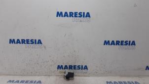 Gebruikte Slotmechaniek Achterklep Citroen C1 1.0 12V Prijs € 25,00 Margeregeling aangeboden door Maresia Parts