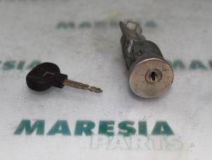 Gebruikte Kontaktslot + Sleutel Citroen XM Prijs € 25,00 Margeregeling aangeboden door Maresia Parts