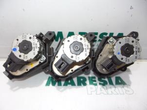 Gebruikte Kachelklep Motor Citroen Evasion 2.0 X,SX Prijs € 30,00 Margeregeling aangeboden door Maresia Parts