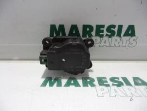 Gebruikte Kachelklep Motor Peugeot 407 (6D) 1.8 16V Prijs € 25,00 Margeregeling aangeboden door Maresia Parts