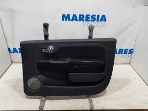 Gebruikte Portierbekleding 2Deurs rechts Fiat 500C (312) 1.2 69 Prijs € 75,00 Margeregeling aangeboden door Maresia Parts