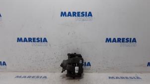 Gebruikte Remklauw (Tang) rechts-voor Citroen C2 (JM) 1.1 Entreprise Prijs € 25,00 Margeregeling aangeboden door Maresia Parts
