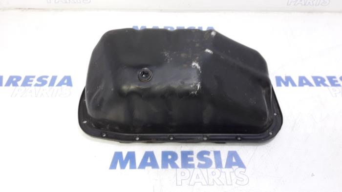 Gebruikte Carterpan Renault Twingo II (CN) 1.2 16V Prijs € 50,00 Margeregeling aangeboden door Maresia Parts