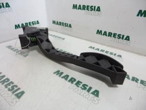 Gebruikte Gaspedaalpositie Sensor Alfa Romeo GT (937) 2.0 JTS 16V Prijs € 40,00 Margeregeling aangeboden door Maresia Parts