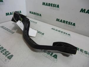 Gebruikte Gaspedaalpositie Sensor Fiat Doblo Prijs € 50,00 Margeregeling aangeboden door Maresia Parts