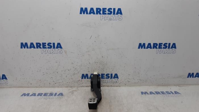 Gebruikte Gaspedaalpositie Sensor Peugeot 307 CC (3B) 2.0 16V Prijs € 50,00 Margeregeling aangeboden door Maresia Parts