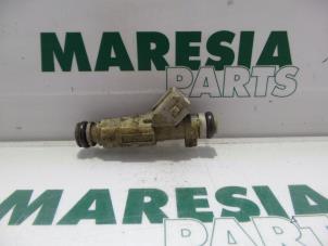 Gebruikte Injector (benzine injectie) Peugeot 306 Break (7E) 1.8i 16V Prijs € 25,00 Margeregeling aangeboden door Maresia Parts