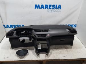 Gebruikte Airbag set + dashboard Citroen C3 (SC) 1.2 VTi 82 12V Prijs € 420,00 Margeregeling aangeboden door Maresia Parts