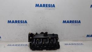Gebruikte Inlaatspruitstuk Peugeot Bipper Prijs € 90,00 Margeregeling aangeboden door Maresia Parts