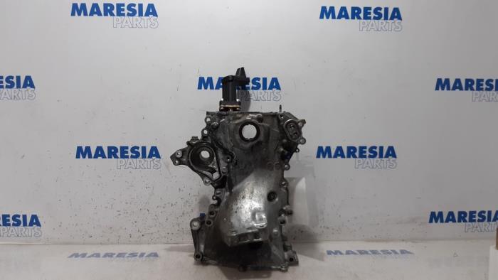 Gebruikte Distributiedeksel Peugeot 107 1.0 12V Prijs € 74,95 Margeregeling aangeboden door Maresia Parts