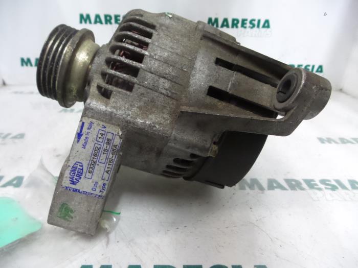 Dynamo van een Lancia Ypsilon (840) 1.2 LE,LS 1996