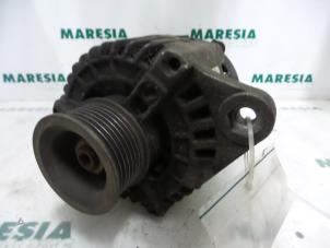 Gebruikte Dynamo Alfa Romeo GTV (916) 2.0 16V Twin Spark Prijs € 40,00 Margeregeling aangeboden door Maresia Parts