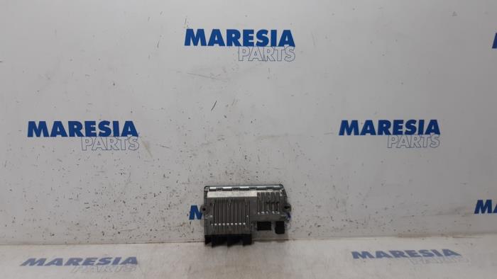 Gebruikte Start/Stop computer Citroen C4 Grand Picasso (UA) 1.6 HDiF 16V 110 Prijs € 157,50 Margeregeling aangeboden door Maresia Parts